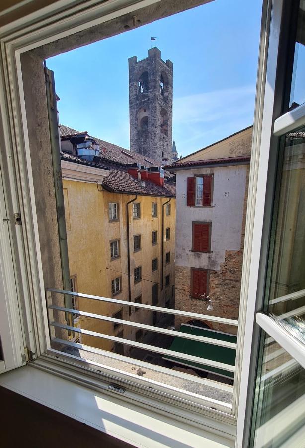 Hotel Piazza Vecchia Bergamo Exterior photo